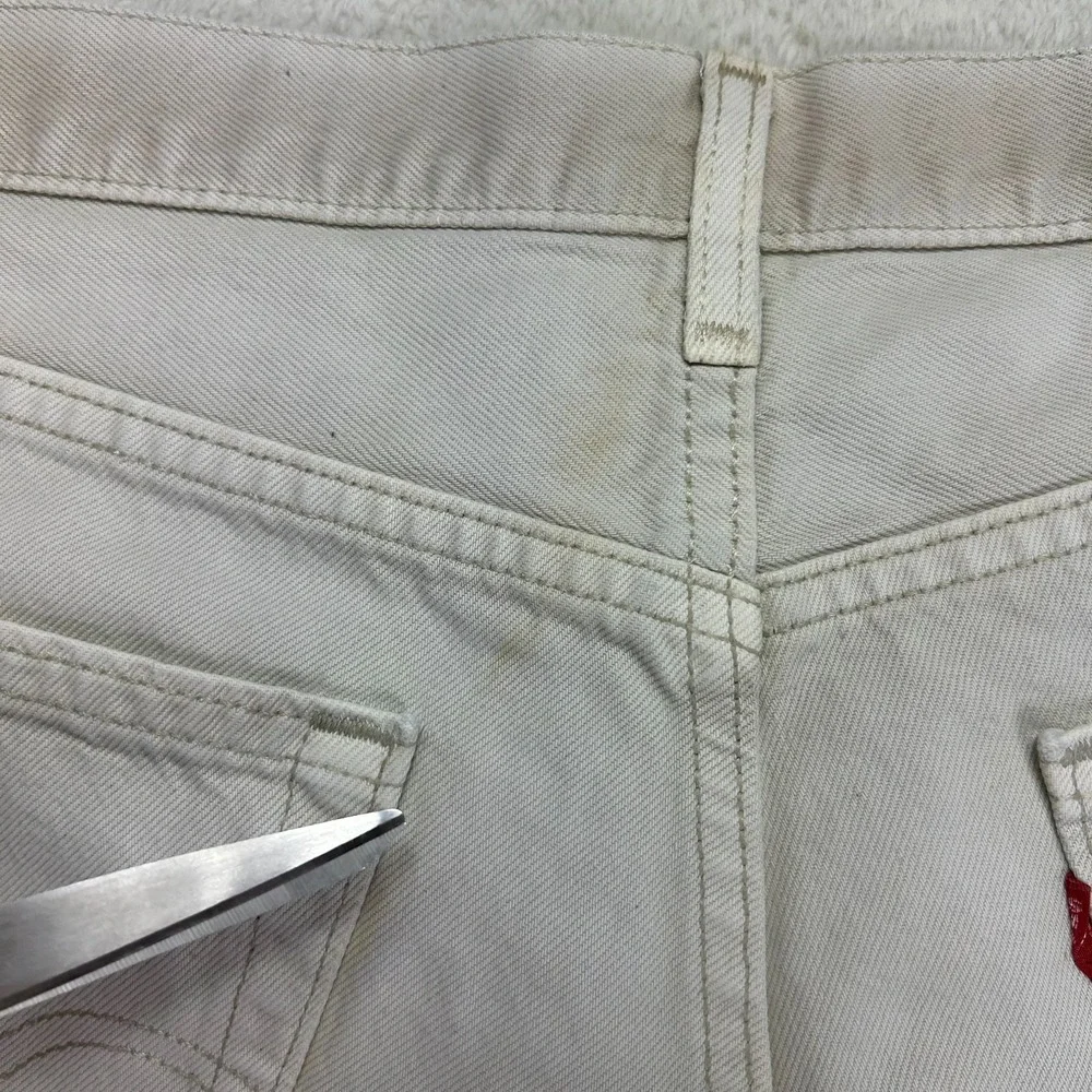 Vintage Levi's 550 Relaxed Fit Denim Shorts Mens 34 Beige Made In USA 